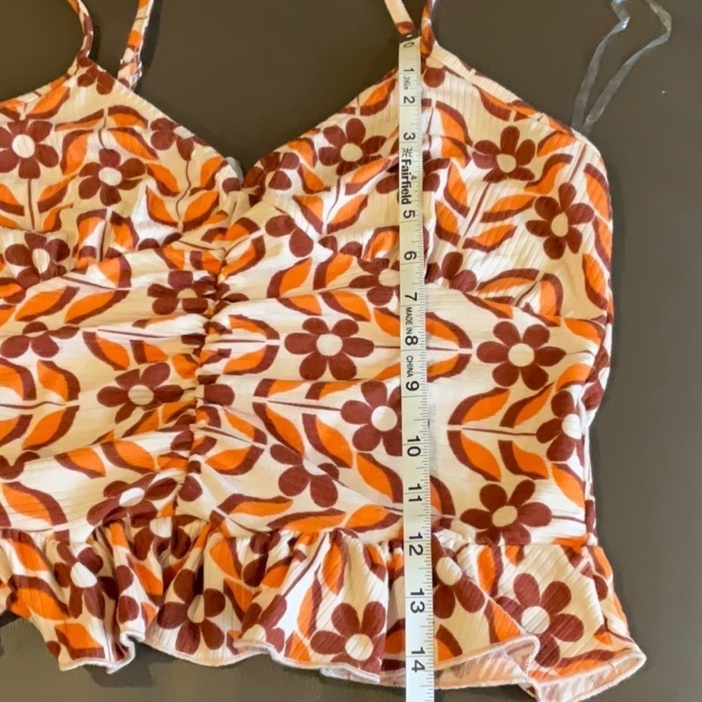 Willow & Root Retro Floral Ruffle Tank Top - Picture 6 of 8